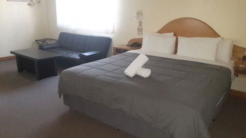 St Georges Motor Inn - Accommodation Newcastle 10