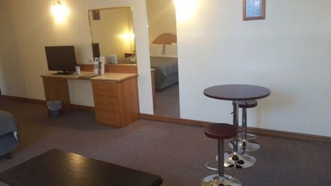 St Georges Motor Inn - Accommodation Newcastle 13