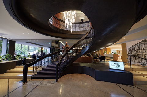 Pullman Melbourne On The Park - Accommodation Newcastle 1
