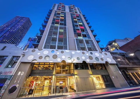 Brady Hotel Central Melbourne - Accommodation Newcastle 0