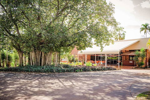 Contour Hotel - Accommodation Newcastle 0