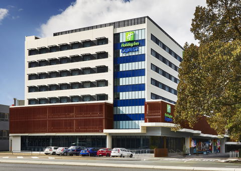Holiday Inn Express Newcastle - Accommodation Newcastle 0