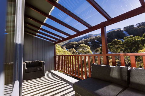 Thredbo Alpine Hotel - Accommodation Newcastle 1