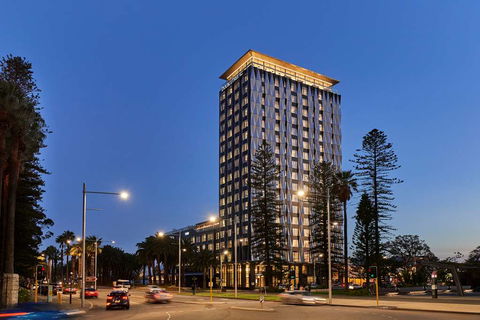 DoubleTree By Hilton Perth Waterfront - Accommodation Newcastle 1