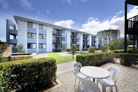 Assured Waterside Apartments - Accommodation Newcastle 0