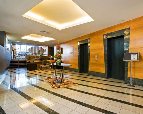 Clarion Suites Gateway - Accommodation Newcastle 2