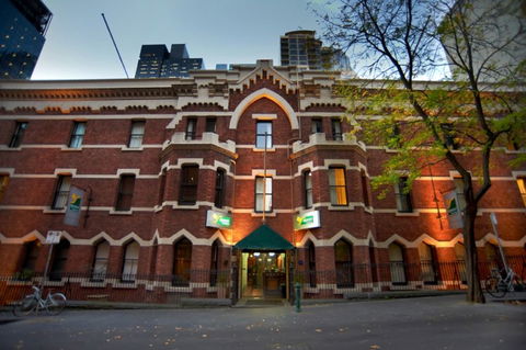 Gordon House Apartments - Accommodation Newcastle 0