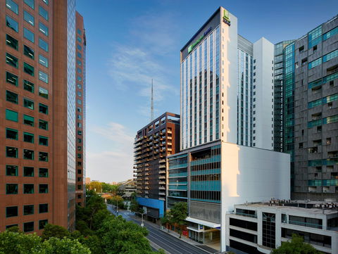 Holiday Inn Express Melbourne Southbank - Accommodation Newcastle 0