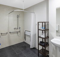 Meriton Serviced Apartments North Sydney - Accommodation Newcastle
