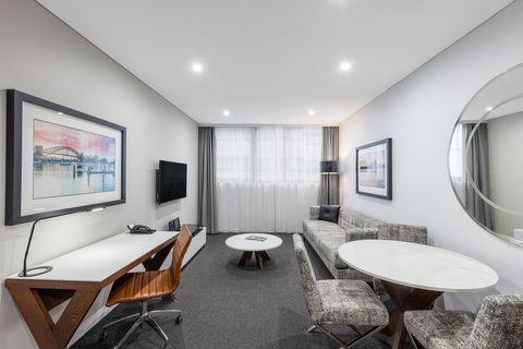 Meriton Serviced Apartments North Sydney - Accommodation Newcastle 1