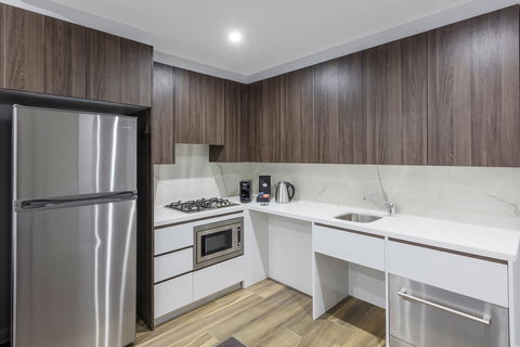 Meriton Serviced Apartments North Sydney - Accommodation Newcastle 2