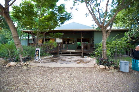 Adels Grove Camping Park Hotel - Accommodation Newcastle 0