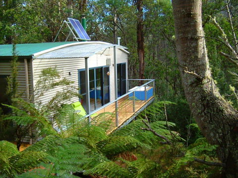 Huon Bush Retreats - Accommodation Newcastle 0