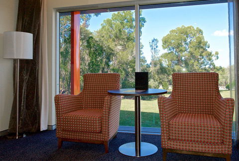 Alexandra Hills Hotel - Accommodation Newcastle 2