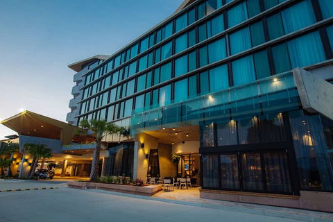 Eatons Hill Hotel - Accommodation Newcastle 0
