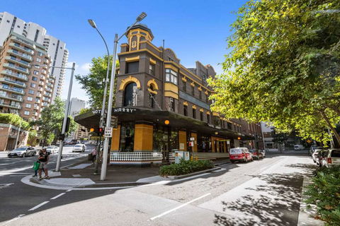 Hotel Harry, An Ascend Hotel - Accommodation Newcastle 1