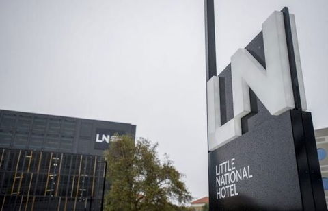 Little National Hotel - Accommodation Newcastle 1
