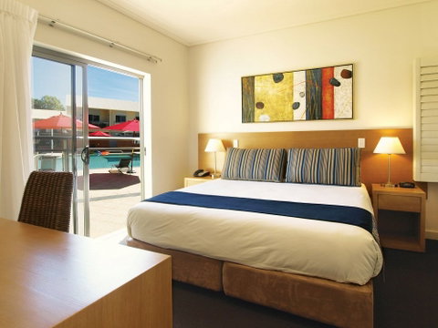 Oaks Broome - Accommodation Newcastle 2