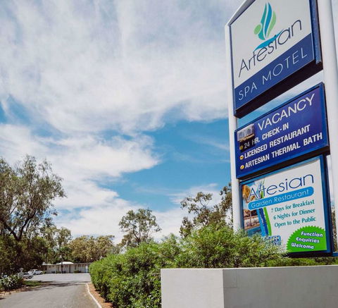 Artesian Spa Motor Inn - Accommodation Newcastle 0