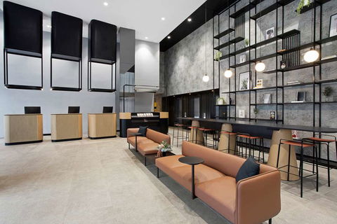 Travelodge Melbourne Docklands - Accommodation Newcastle 1