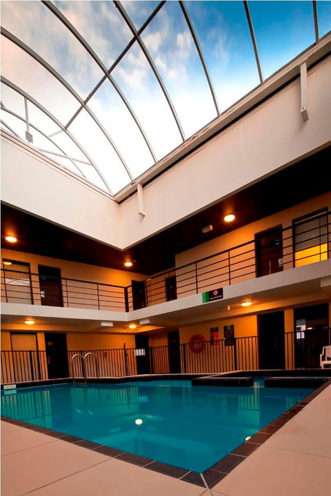Cambridge Hotel Sydney - Accommodation Newcastle 2