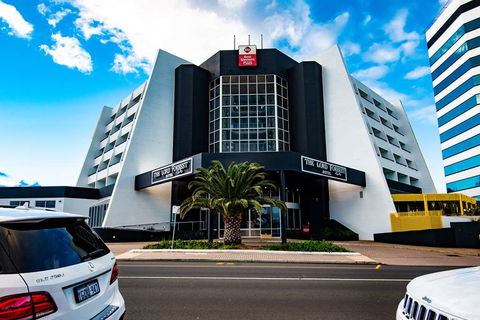 Best Western Plus Hotel Lord Forrest - Accommodation Newcastle 1