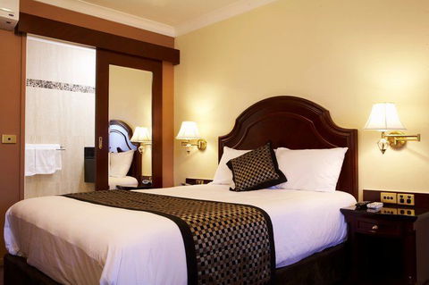 Albury Georgian - Accommodation Newcastle 2