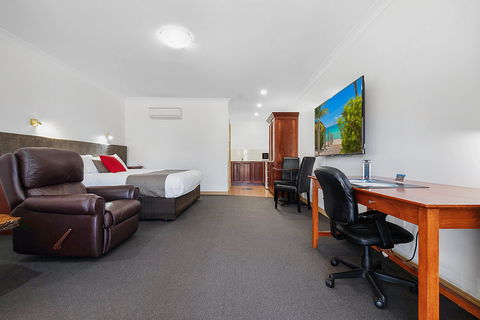The Georgian Motor Lodge - Accommodation Newcastle 2