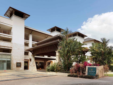Pullman Palm Cove Sea Temple Resort/Spa - Accommodation Newcastle 2