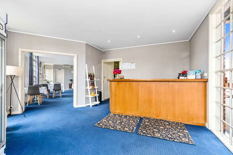 Comfort Inn Greenborough - Accommodation Newcastle 2
