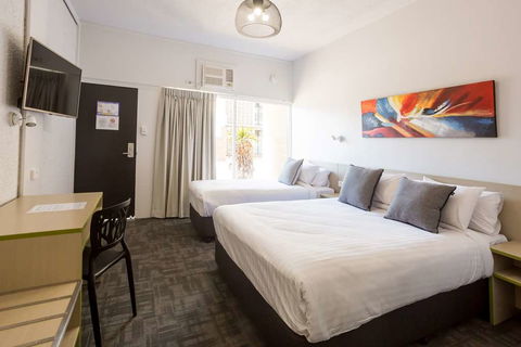 Emerald Star, A Nightcap Hotel - Accommodation Newcastle 2