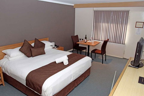 Hospitality Esperance, SureStay By BW - Accommodation Newcastle 1