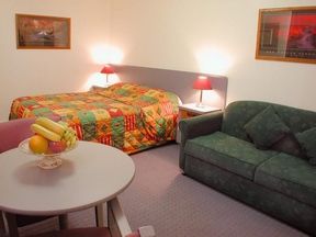 Princes Park Motor Inn - Accommodation Newcastle 1