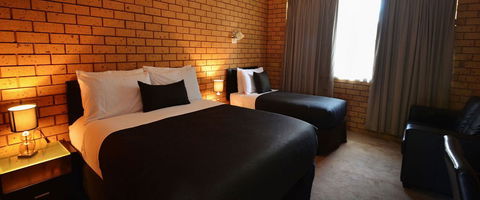 Avondel Motor Inn - Accommodation Newcastle 0