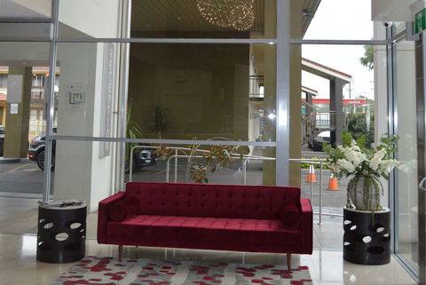 Ramada Hotel & Suites Sydney Cabramatta - Accommodation Newcastle 2