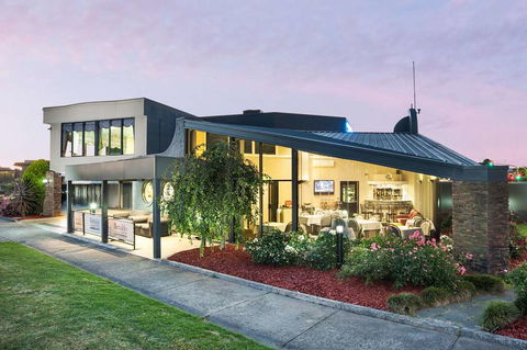 Best Western Mahoneys Motor Inn - Accommodation Newcastle 1