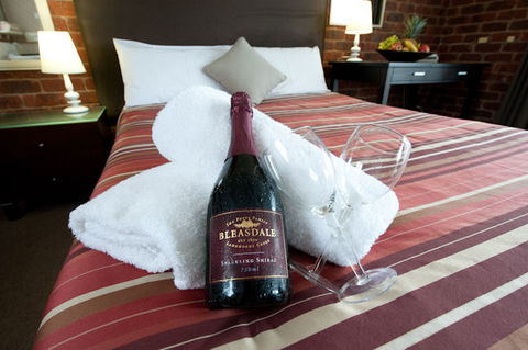 Admiral Motor Inn - Accommodation Newcastle 2