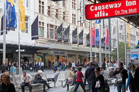 Causeway Inn On The Mall - Accommodation Newcastle 1