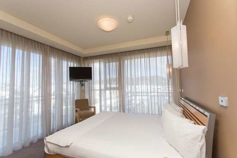 Peppers Seaport Hotel - Accommodation Newcastle 1