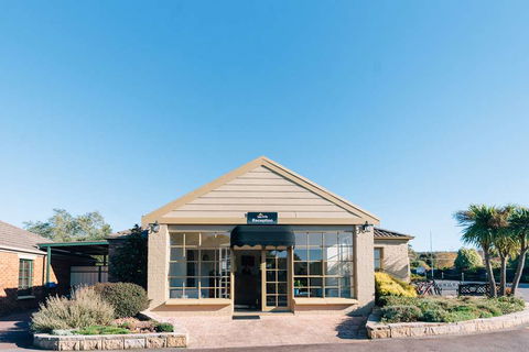 Country Club Villas - Accommodation Newcastle 1