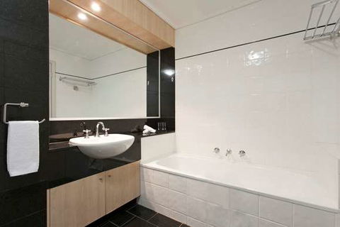 Mantra On Little Bourke - Accommodation Newcastle 1