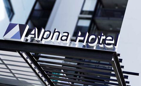 Alpha Mosaic Hotel - Accommodation Newcastle 2