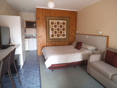 Yarragon Motel - Accommodation Newcastle 0