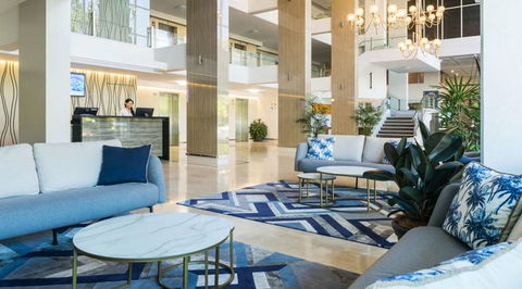 Pacific Hotel Cairns - Accommodation Newcastle 2