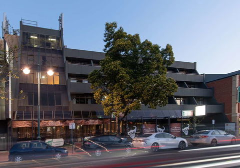 Comfort Hotel Adelaide Meridien - Accommodation Newcastle 1