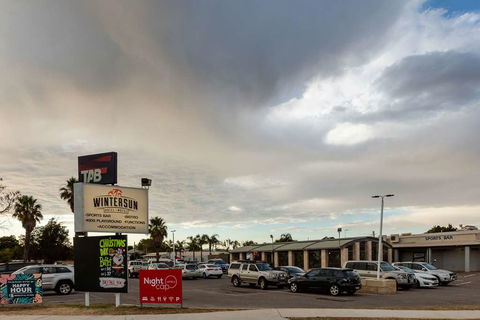 Wintersun Hotel - Accommodation Newcastle 0
