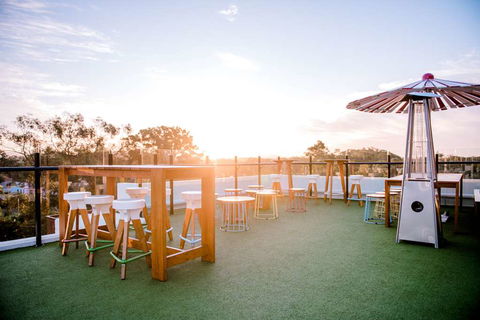 Mantra Southport Sharks - Accommodation Newcastle 2