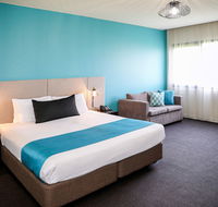 Mantra Melbourne Melton - Accommodation Newcastle