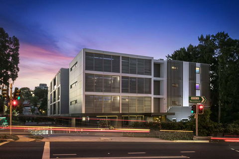 Good Life Suites - Accommodation Newcastle 2