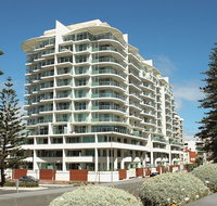 Oaks Liberty Towers - Accommodation Newcastle